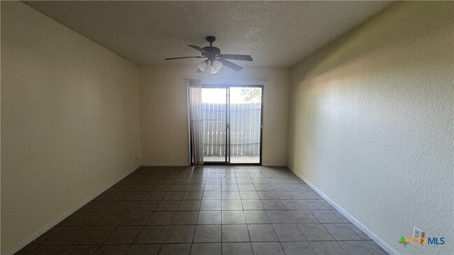 Photo - 2109 Hinkle Ave