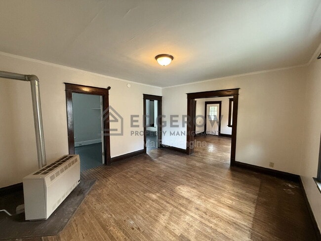 Photo - 915 Jackson St NW