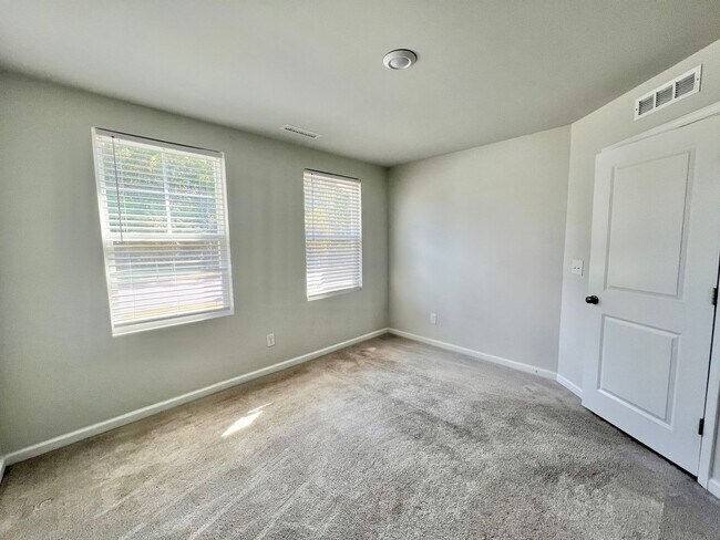 Photo - Stunning 3BD, 2.5BA Raleigh Townhome with ...