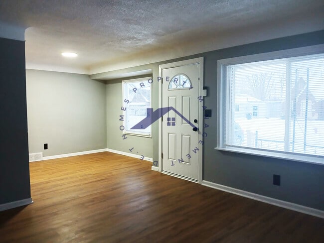 Photo - 11074 Kennebec St