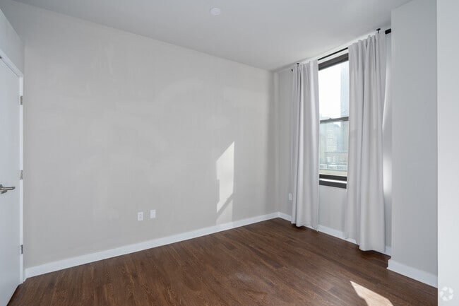 2BR, 1BA