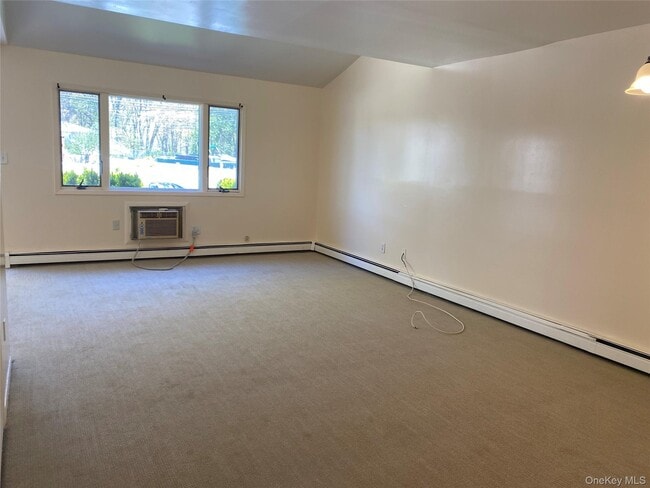 231-24 Lansing Ave