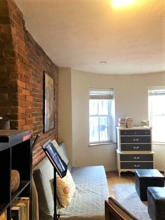 Building Photo - 556 Columbus Ave Unit 1