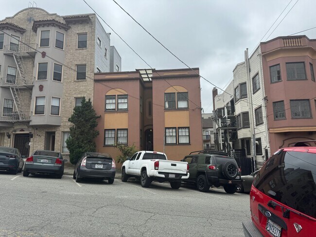 Photo - 287 41st St Unit 2