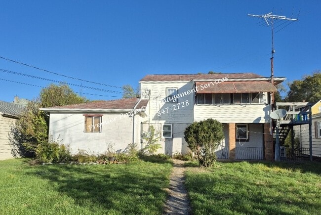 Building Photo - 1616 Tyler St Unit 1