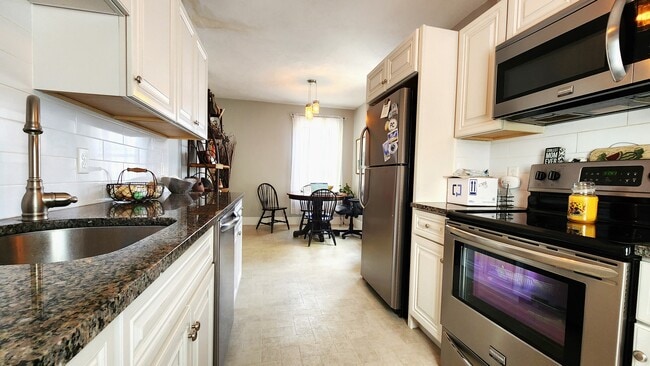 Photo - 8 Fay St Unit 2