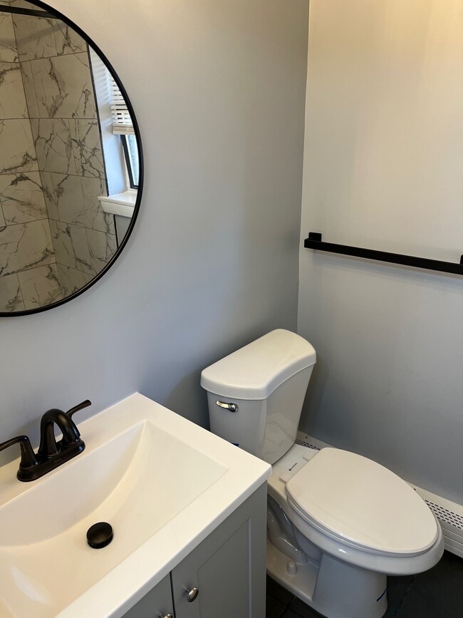 Photo - 10 Henderson Dr Unidad C