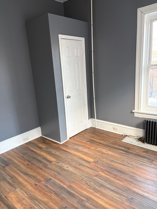Photo - Woodward Apts Unit 415-2