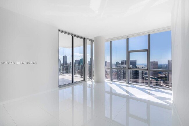 Photo - 851 NE 1st Ave