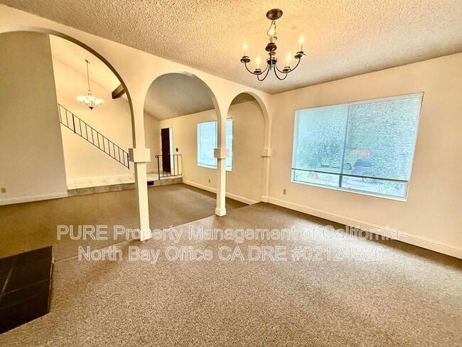 Photo - 804 Parent Way