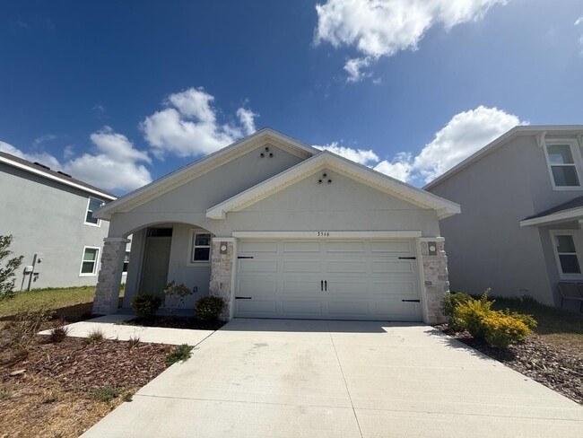 Building Photo - 3516 Maple Grv Wy Rental