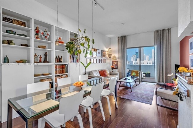 Photo - 36 NW 6th Ave Unit TS-8