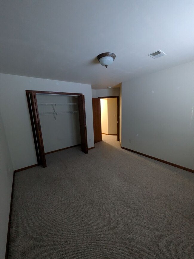 Photo - 3381/3383 Bridlewood Dr Unit 3381