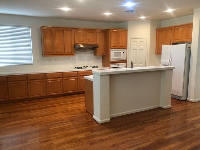 Photo - 2306 Campbell Cir