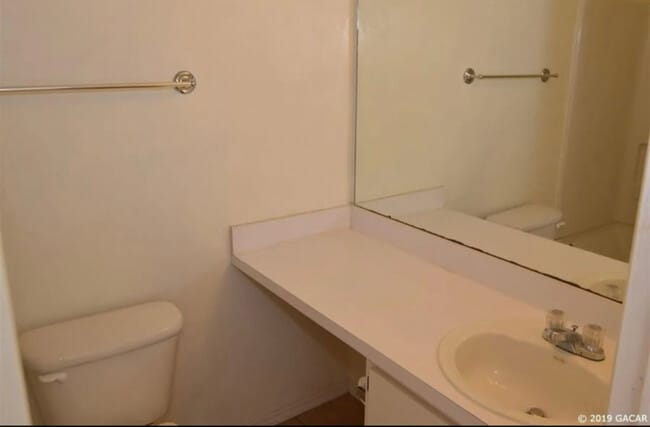 Photo - 4000 SW 23rd St