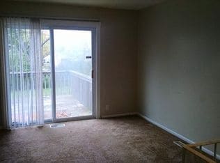 Photo - 9525 Booth Ave