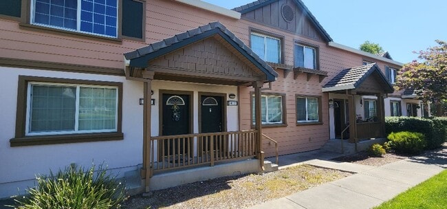 Photo - Nice Condo 2 Bedroom 1 Bath Off Street Parking in Great Area Valljeo