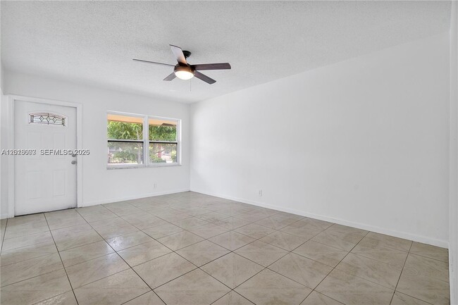 Photo - 535 NW 18th St Unit B