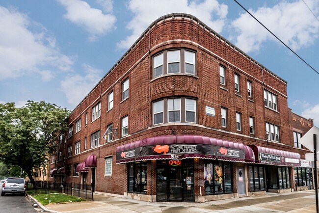 5125 W Madison
