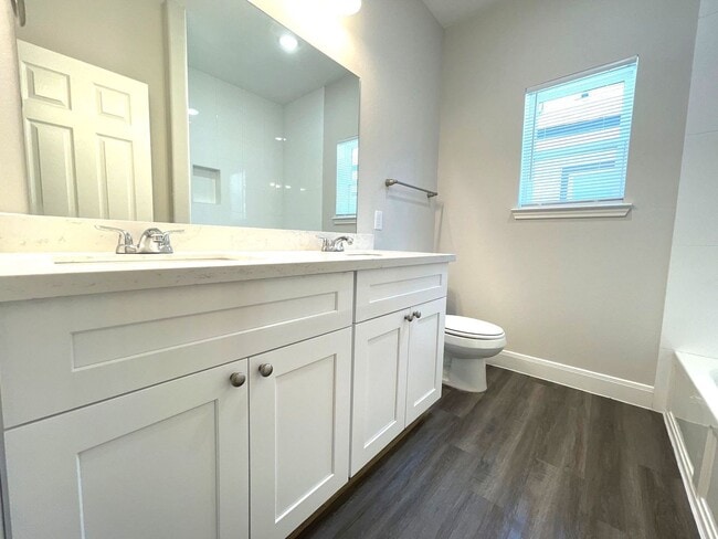 Photo - 5214 Mayle St Unidad 5214 Mayle St - A