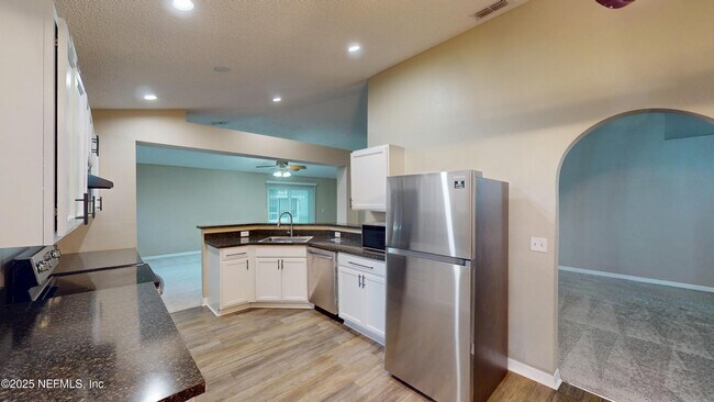 Photo - 7332 Gum Tree Rd
