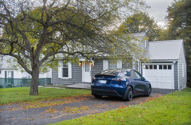 Photo - 202 S Washington St