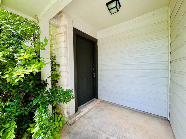 Building Photo - 8508 Apple Carrie Cove Rental