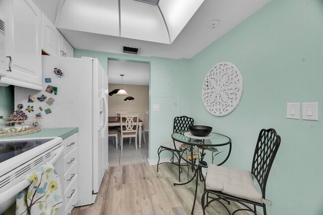 3492 NE Causeway Blvd Unit 103