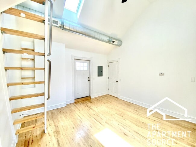 Photo - 1822 S Throop St Unidad 3RW
