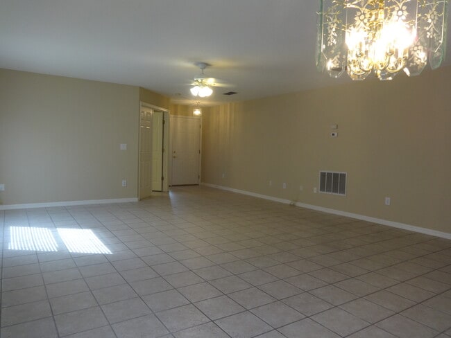 Photo - 317 Brightview Dr