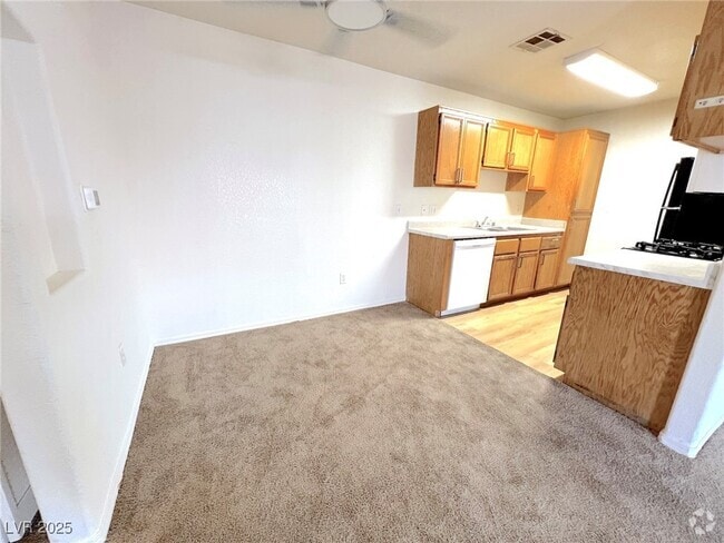 Building Photo - 4730 E Craig Rd Unit 2090 Rental