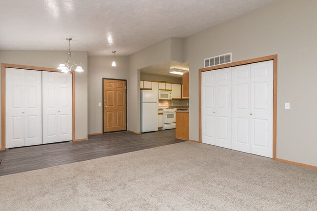 Photo - Village Square Apartments