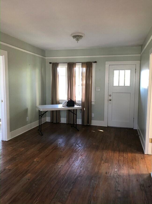 Building Photo - 3335 31st St