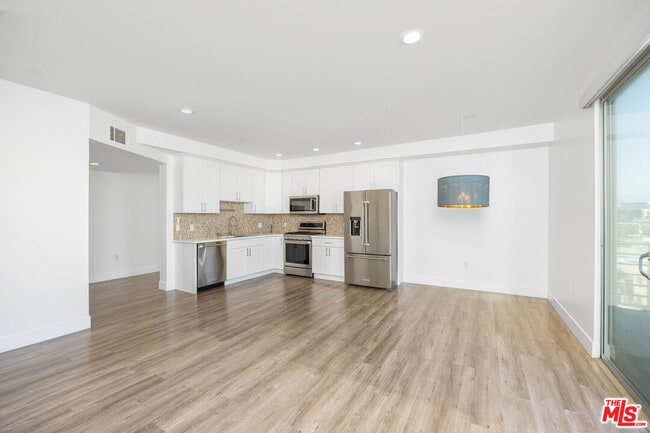 Photo - 1101 S Harvard Blvd Unidad 505 Rental