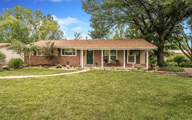 Photo - 805 Rockhurst Dr House