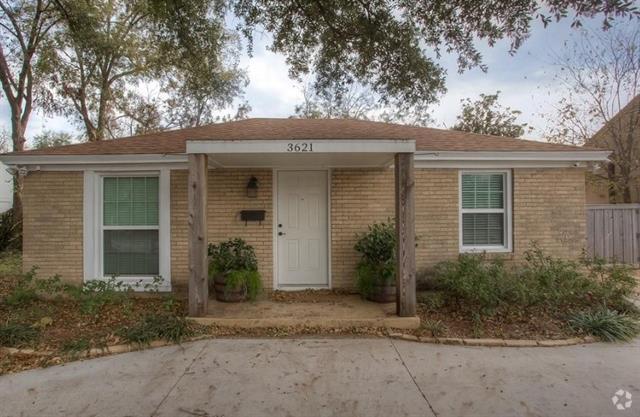 Building Photo - 3621 White Settlement Rd Rental