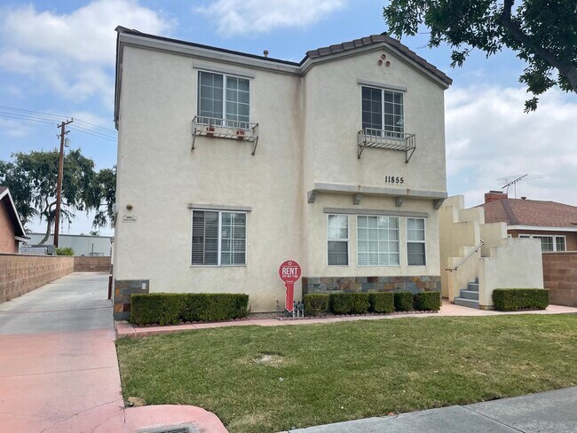 Photo - 11855 Sproul St Unit 1