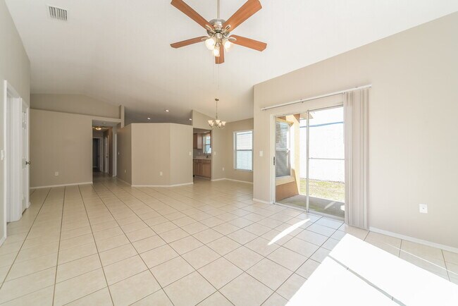 2603 Spring Hill Dr