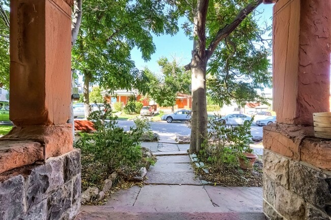 Photo - 2136 W 28th Ave