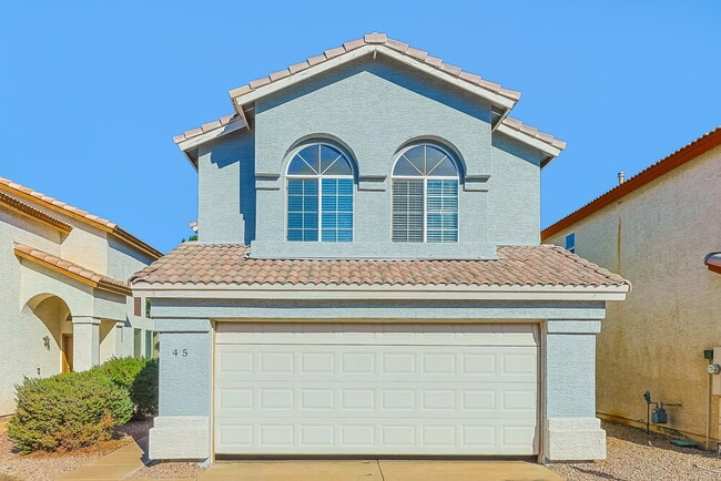 Building Photo - 3719 E Inverness Ave