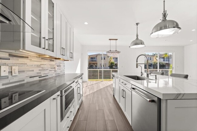 Photo - 3110 NE 210th Terrace