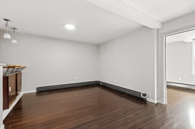 Photo - 46 Wayne St Unit 2