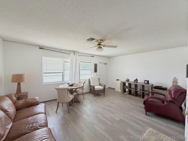 62 Easthampton C