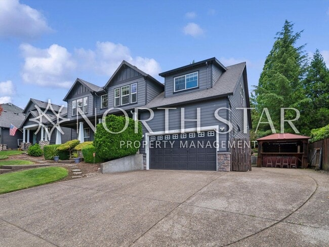 Building Photo - Move-In Ready Craftsman with Gourmet Kitchen, Bonus Room & Private Basketball Court