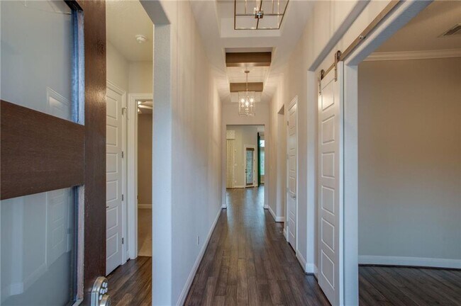 Photo - 820 Anahuac Dr Casa