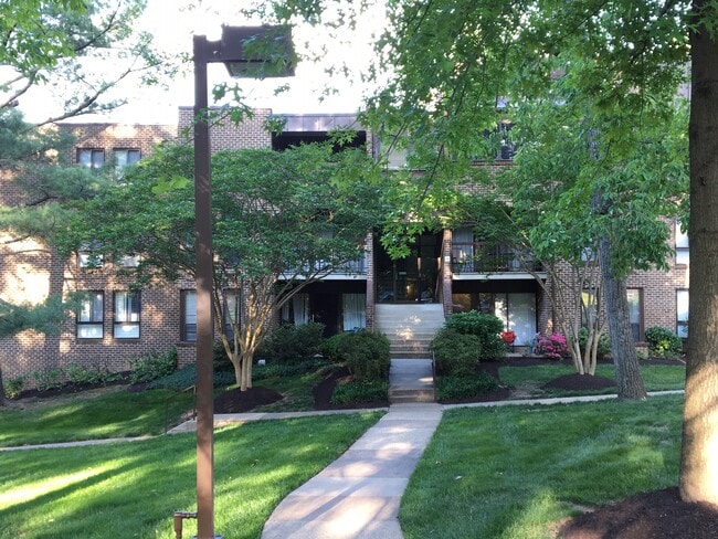 Photo - 11248 Chestnut Grove Square