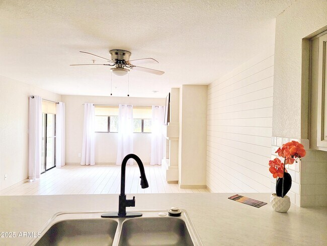 Photo - 10080 E Mountainview Lake Dr Unit 106