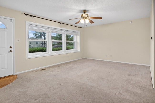 Photo - 8516 Halprin Dr