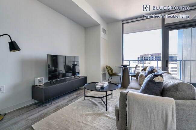 Photo - 501 Brazos St Unidad FL19-ID229