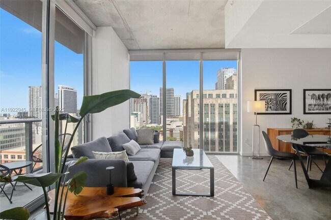 Photo - 151 SE 1st St Unit 1810